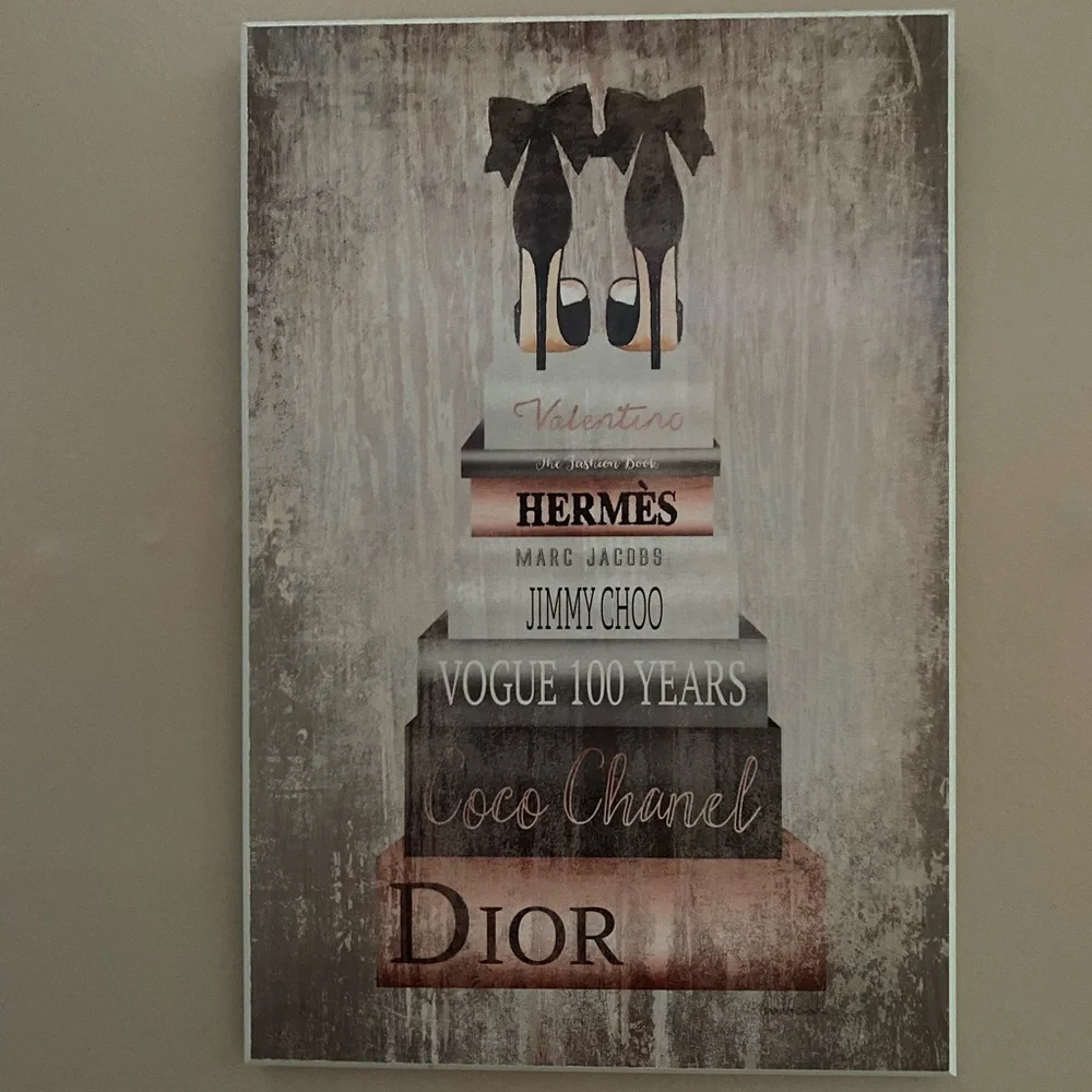 Wall decor - Picture 1 of 1